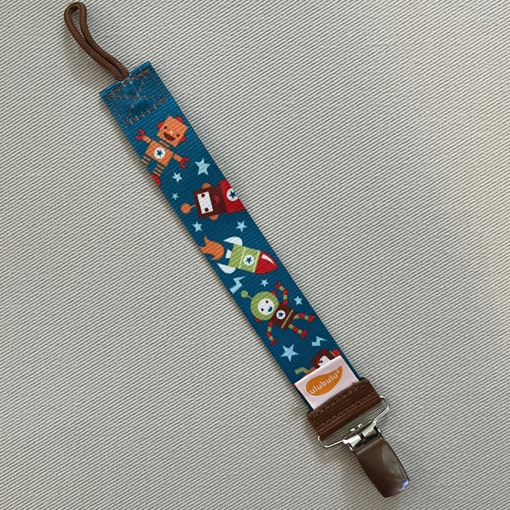 Ulubulu Pacifier Clip